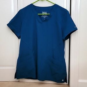 Barco women's scrub top M